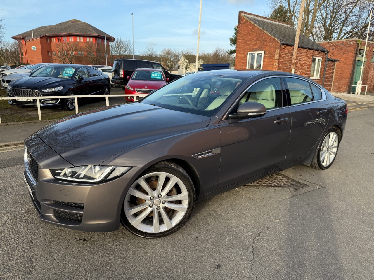 2016 Jaguar XE